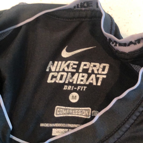 Nike Pro Combat Compression Shirt -MEDIUM - Picture 2 of 2